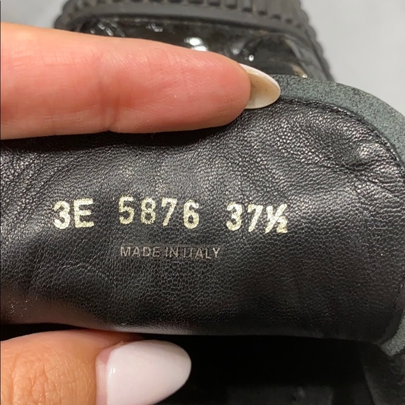 Black Authentic Prada sneakers - Picture 6 of 6